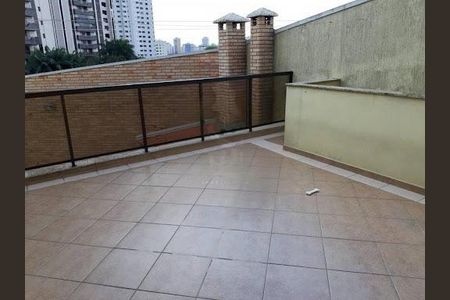 Casa à venda com 3 quartos, 400m² em Vila Santo Estefano, São Paulo
