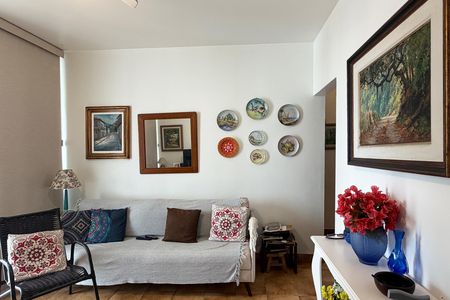 Sala de apartamento para alugar com 2 quartos, 97m² em Gonzaga, Santos