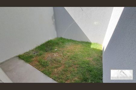 Casa à venda com 2 quartos, 550m² em Planalto, Belo Horizonte