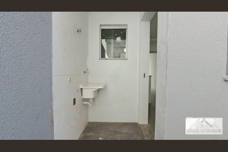Casa à venda com 2 quartos, 550m² em Planalto, Belo Horizonte