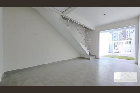 Casa à venda com 2 quartos, 550m² em Planalto, Belo Horizonte