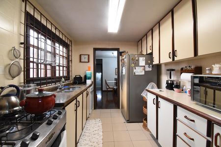 Cozinha de casa para alugar com 3 quartos, 440m² em Pilarzinho, Curitiba