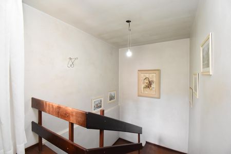 Casa à venda com 440m², 3 quartos e 3 vagasCorredor/Escadas