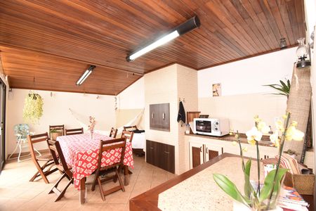 Casa à venda com 440m², 3 quartos e 3 vagasÁrea gourmet