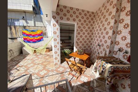 Casa à venda com 3 quartos, 153m² em Jardim Mariliza, São Paulo