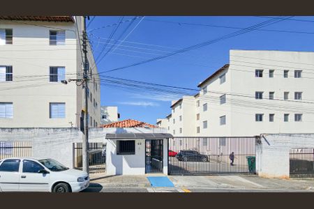 Fachada de apartamento para alugar com 2 quartos, 55m² em Parque Jose Alex Andre, Carapicuíba