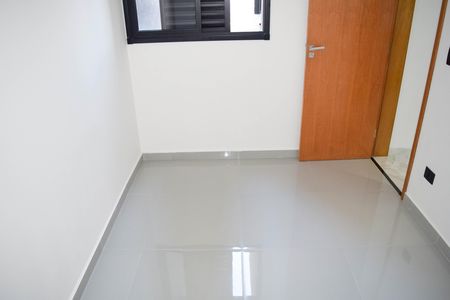 Quarto 1 de apartamento para alugar com 2 quartos, 50m² em Vila Carrão, São Paulo