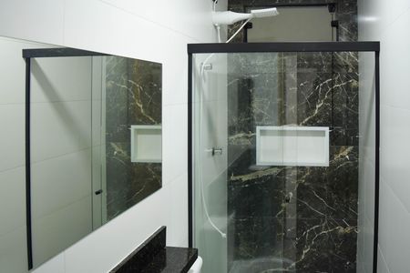 Banheiro de apartamento para alugar com 2 quartos, 50m² em Vila Carrão, São Paulo