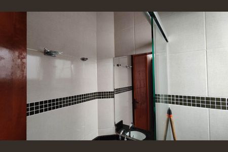 Banheiro da Suíte 2 de casa para alugar com 2 quartos, 50m² em Itaquera, São Paulo