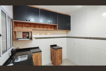 Cozinha de casa para alugar com 2 quartos, 50m² em Itaquera, São Paulo
