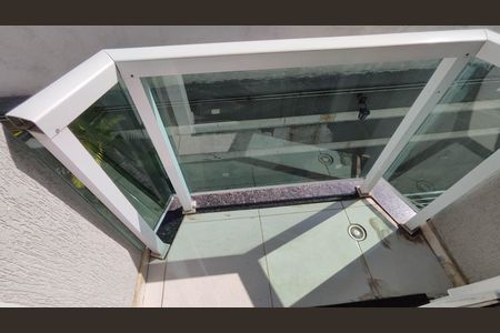 Casa para alugar com 50m², 2 quartos e 2 vagas Casa para alugar com 50m², 2 quartos e 2 vagasSacada