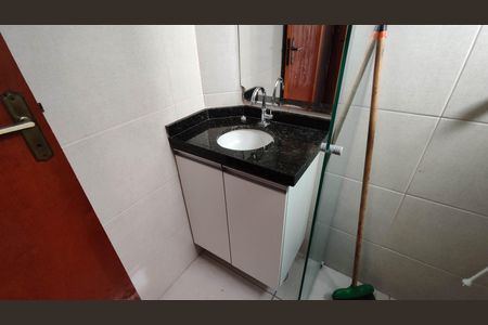 Casa para alugar com 50m², 2 quartos e 2 vagas Casa para alugar com 50m², 2 quartos e 2 vagasBanheiro da Suíte 2