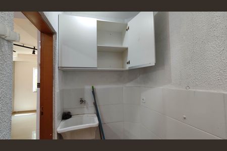 Casa para alugar com 50m², 2 quartos e 2 vagas Casa para alugar com 50m², 2 quartos e 2 vagasÁrea de Serviço
