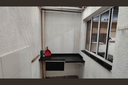 Casa para alugar com 50m², 2 quartos e 2 vagas Casa para alugar com 50m², 2 quartos e 2 vagasÁrea de Serviço