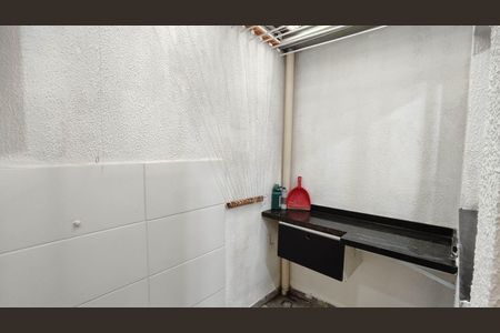 Casa para alugar com 50m², 2 quartos e 2 vagas Casa para alugar com 50m², 2 quartos e 2 vagasÁrea de Serviço
