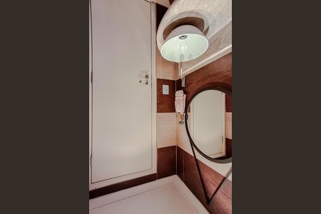 Apartamento à venda com 178m², 4 quartos e 3 vagas Apartamento à venda com 178m², 4 quartos e 3 vagasLavabo