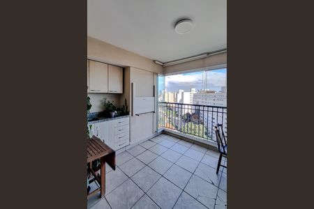 Apartamento à venda com 178m², 4 quartos e 3 vagas Apartamento à venda com 178m², 4 quartos e 3 vagasVaranda da Sala
