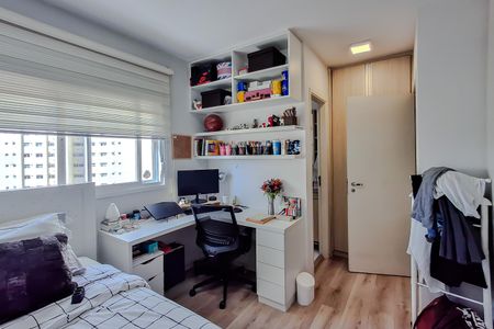 Apartamento à venda com 178m², 4 quartos e 3 vagas Apartamento à venda com 178m², 4 quartos e 3 vagasQuarto 3 - Suíte