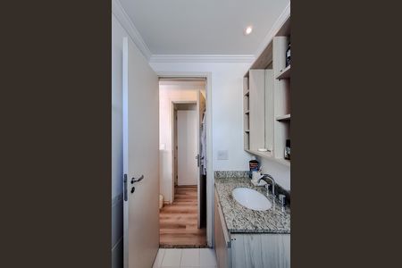 Apartamento à venda com 178m², 4 quartos e 3 vagas Apartamento à venda com 178m², 4 quartos e 3 vagasBanheiro da Suíte