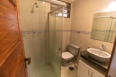 Apartamento à venda com 140m², 3 quartos e 1 vaga Apartamento à venda com 140m², 3 quartos e 1 vagaBanheiro Social