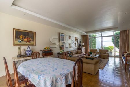 Casa à venda com 3 quartos, 160m² em Sumaré, São Paulo