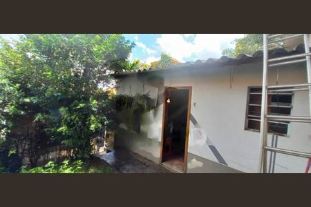 Casa à venda com 5 quartos, 320m² em Jardim Petropolis, São Paulo