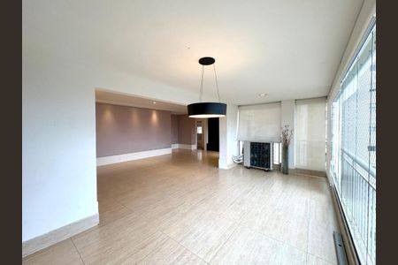 Foto 06 de apartamento à venda com 3 quartos, 158m² em Centro Empresarial Tamboré, Santana de Parnaíba