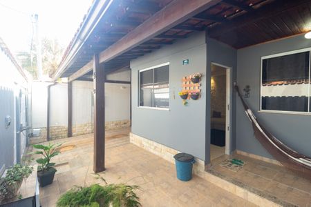 Casa à venda com 188m², 2 quartos e 3 vagasVaranda