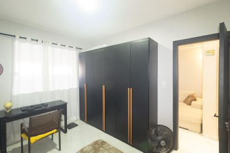 Casa à venda com 188m², 2 quartos e 3 vagasQuarto 2