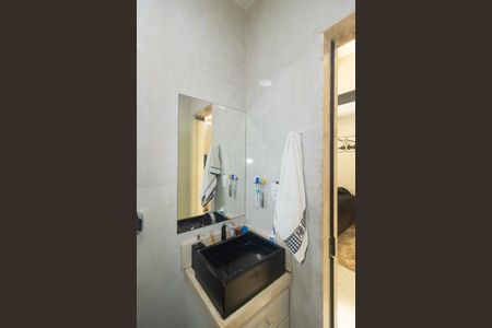 Casa à venda com 188m², 2 quartos e 3 vagasBanheiro 1