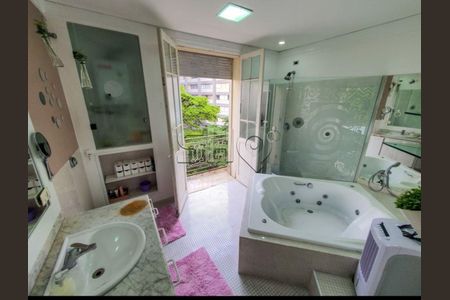 Apartamento à venda com 3 quartos, 234m² em Santa Cecilia, São Paulo