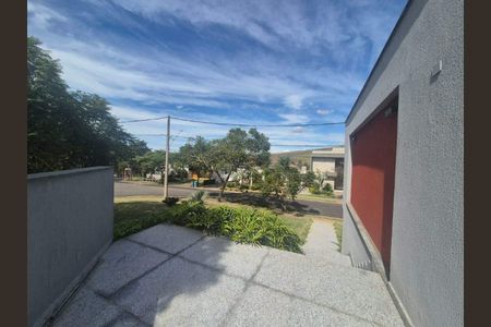 Casa à venda com 397m², 4 quartos e 4 vagas