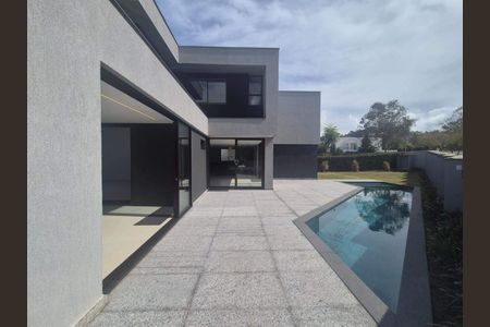 Casa à venda com 397m², 4 quartos e 4 vagas