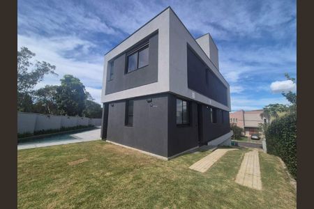 Casa à venda com 397m², 4 quartos e 4 vagas
