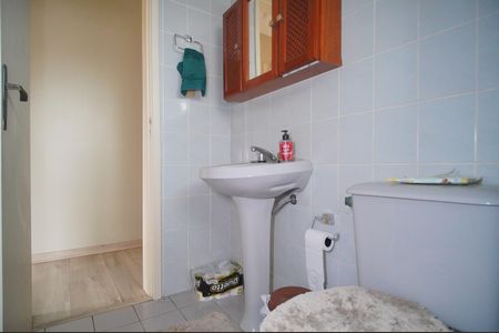 Banheiro de apartamento à venda com 3 quartos, 70m² em Cristo Rei, São Leopoldo