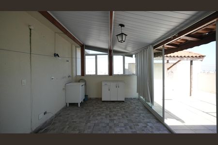 Área de Serviço de apartamento para alugar com 2 quartos, 100m² em Jardim Stella, Santo André