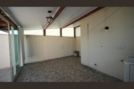Apartamento para alugar com 100m², 2 quartos e 1 vagaÁrea de Serviço