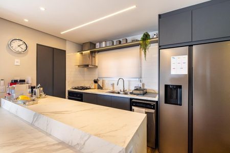 Apartamento à venda com 119m², 3 quartos e 3 vagas Apartamento à venda com 119m², 3 quartos e 3 vagasCozinha