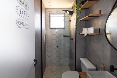Apartamento para alugar com 54m², 2 quartos e 1 vaga Apartamento para alugar com 54m², 2 quartos e 1 vagaBanheiro