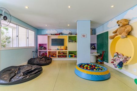 Apartamento à venda com 2 quartos, 55m² em Vila Romana, São Paulo