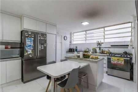 Apartamento à venda com 165m², 3 quartos e 2 vagas