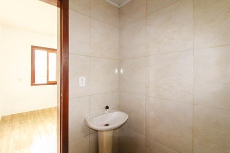 Banheiro de kitnet/studio para alugar com 1 quarto, 25m² em Harmonia, Canoas
