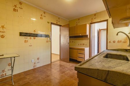 Cozinha de apartamento para alugar com 3 quartos, 86m² em Vila Guarani, São Paulo