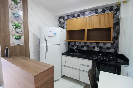 Cozinha de apartamento à venda com 1 quarto, 28m² em Vila Butantã, São Paulo