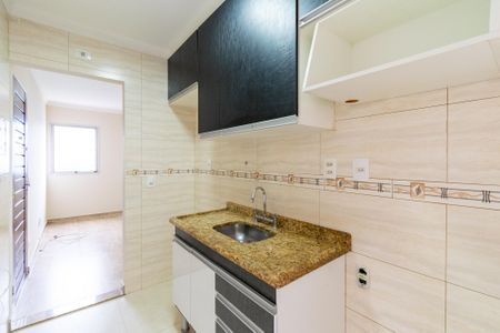 Cozinha de apartamento para alugar com 2 quartos, 48m² em Vila Guarani, São Paulo