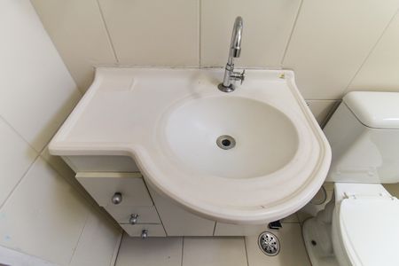 Apartamento para alugar com 56m², 2 quartos e 1 vaga Apartamento para alugar com 56m², 2 quartos e 1 vagaBanheiro