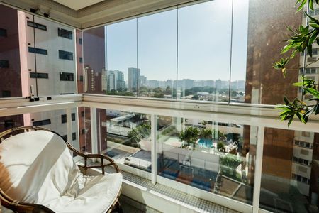 Apartamento à venda com 3 quartos, 177m² em Campo Belo, São Paulo