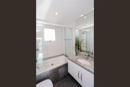 Apartamento à venda com 3 quartos, 177m² em Campo Belo, São Paulo