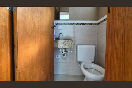 Casa para alugar com 86m², 2 quartos e 1 vaga Casa para alugar com 86m², 2 quartos e 1 vagaLavabo