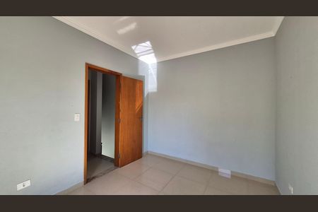 Casa para alugar com 86m², 2 quartos e 1 vaga Casa para alugar com 86m², 2 quartos e 1 vagaQuarto